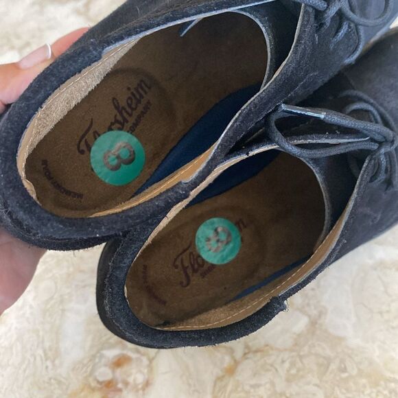 Florsheim Black Suede Chukka Desert Boots - Picture 10 of 13